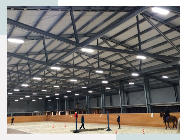 Строительство конных манежей от 612 руб в Глазов