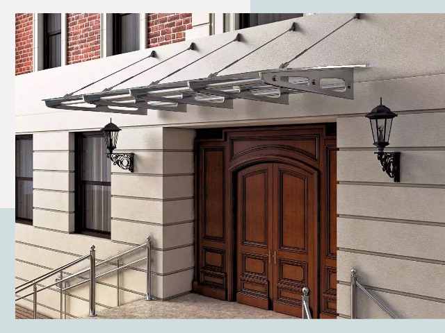 Металлические козырьки от 612 руб. в Глазове