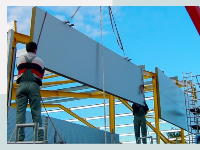 Монтаж сэндвич-панелей в Глазове от 612 руб.